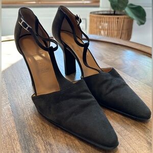 Vintage Hermès Brown T strap Pointed Toe heels size 37